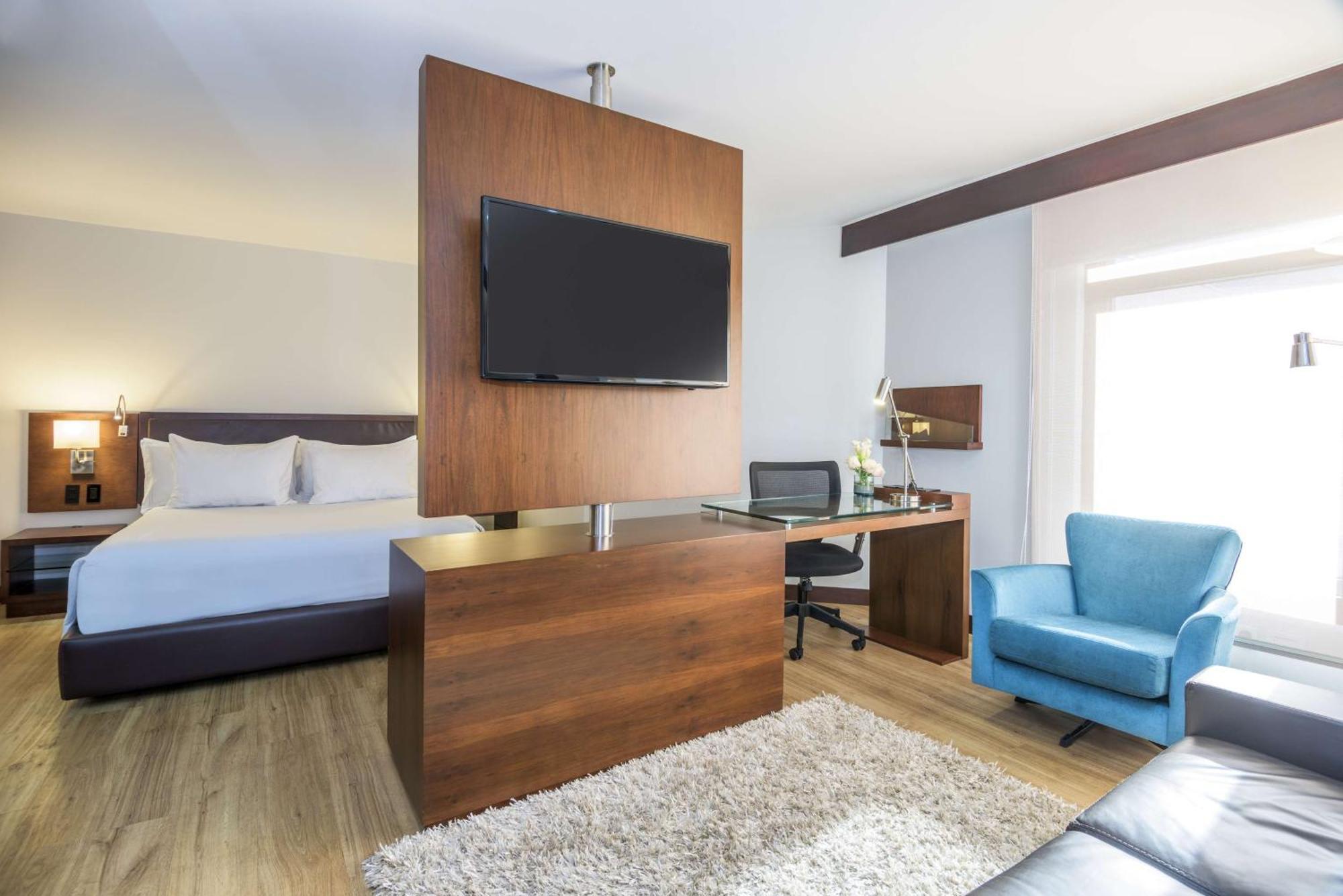 Nh Collection Bogota Wtc Royal Hotel Ngoại thất bức ảnh