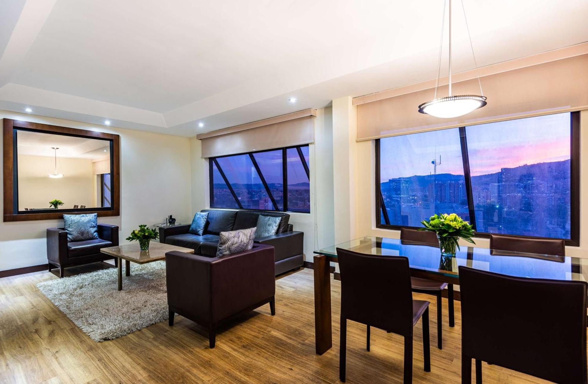 Nh Collection Bogota Wtc Royal Hotel Ngoại thất bức ảnh