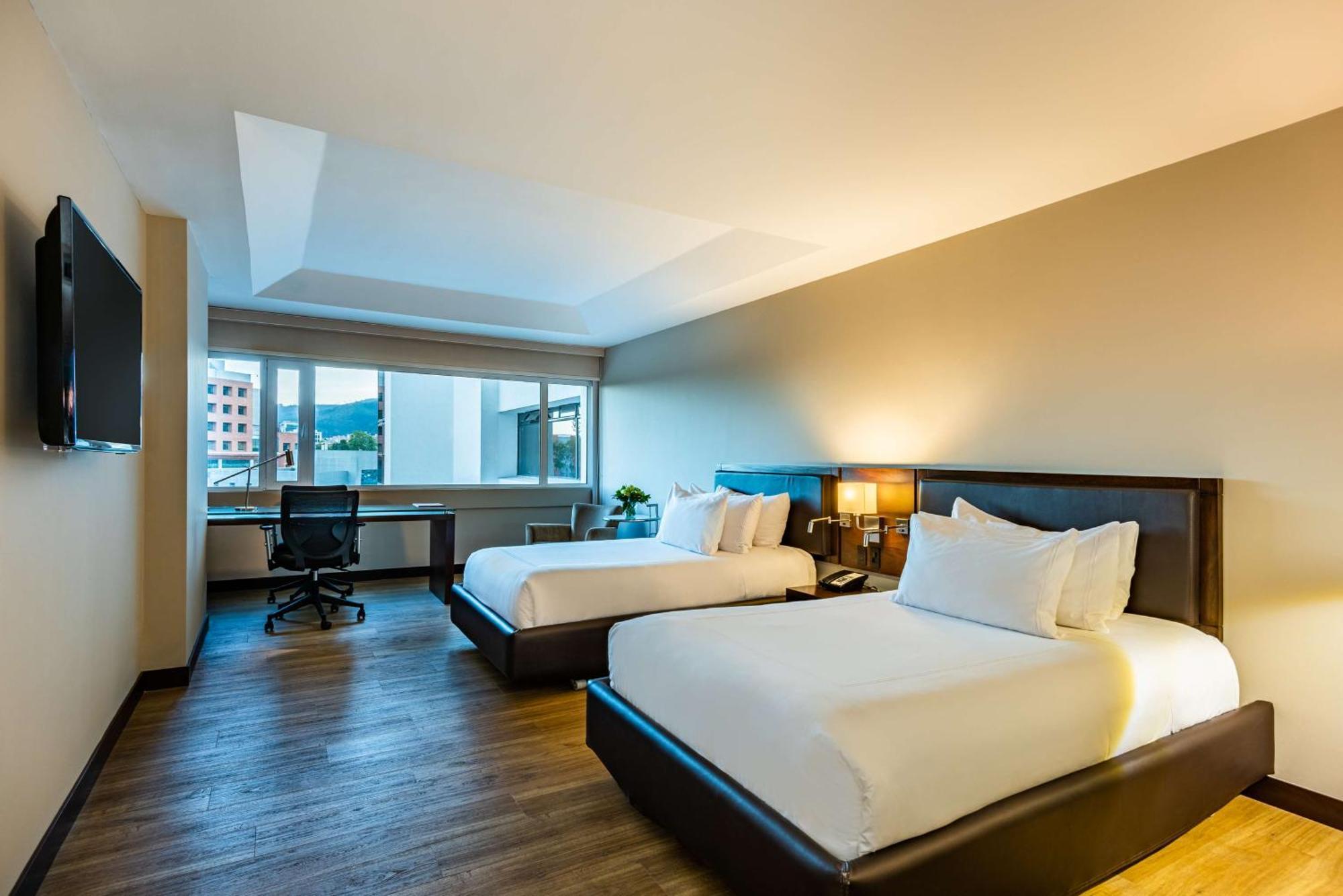 Nh Collection Bogota Wtc Royal Hotel Ngoại thất bức ảnh