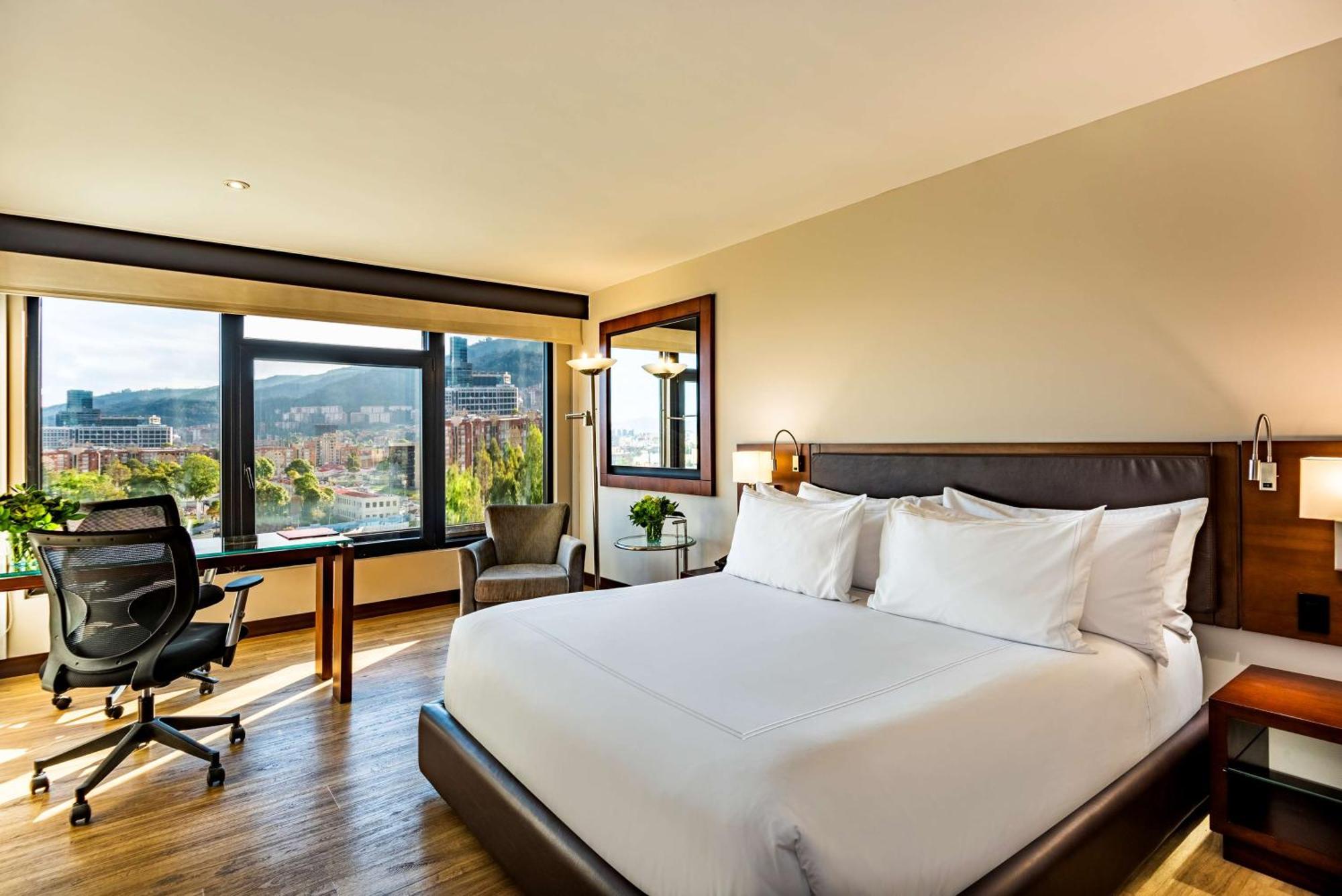 Nh Collection Bogota Wtc Royal Hotel Ngoại thất bức ảnh