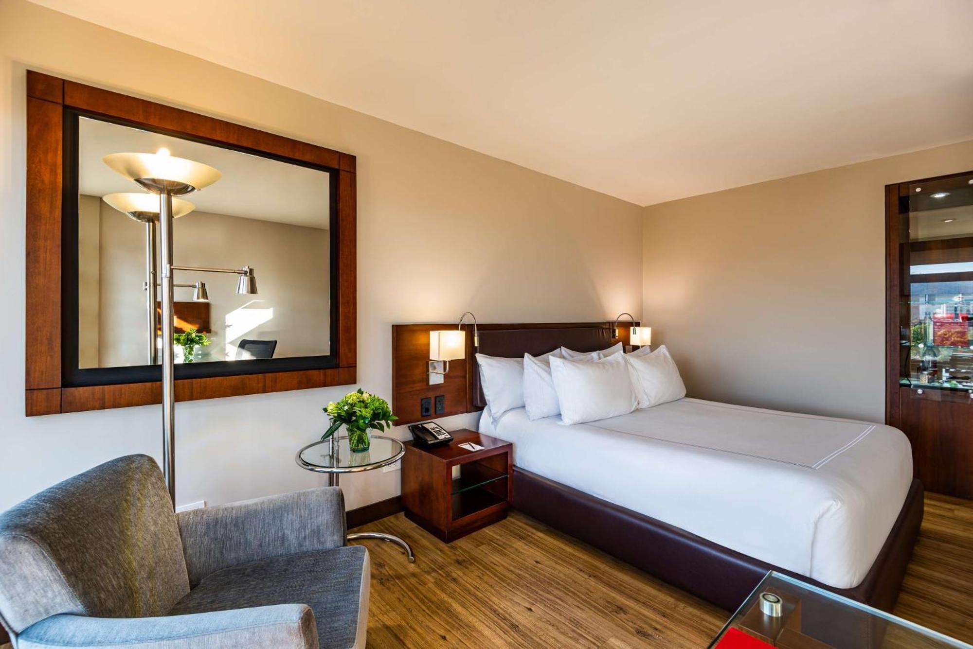 Nh Collection Bogota Wtc Royal Hotel Ngoại thất bức ảnh